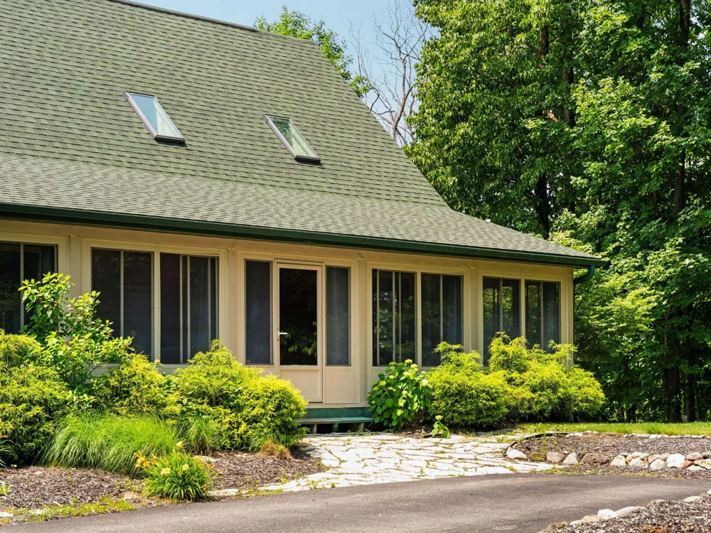 5265 Bates Acme Township, MI 49690