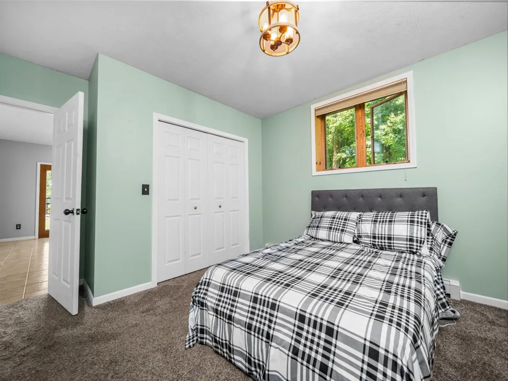 5265 Bates Acme Township, MI 49690