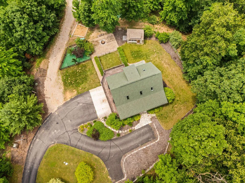 5265 Bates Acme Township, MI 49690