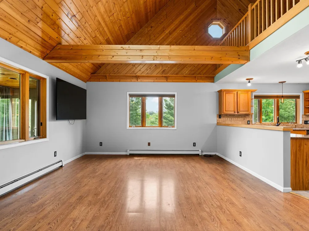 5265 Bates Acme Township, MI 49690