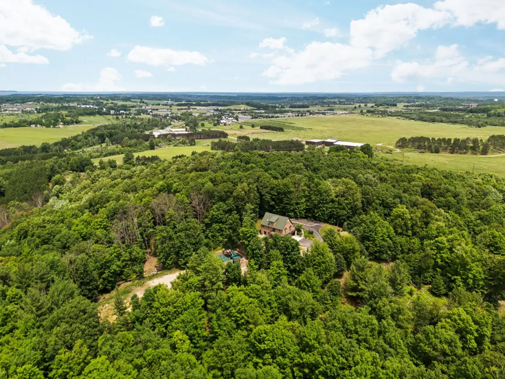 5265 Bates Acme Township, MI 49690