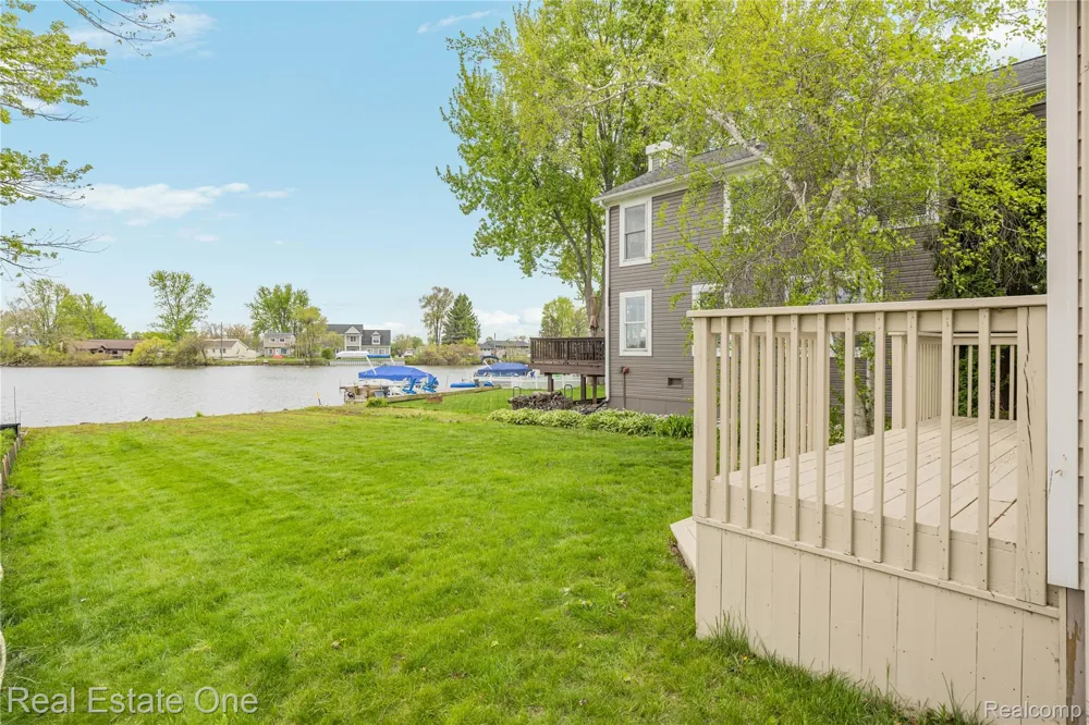 9047 Gale Road White Lake Charter Township, MI 48386