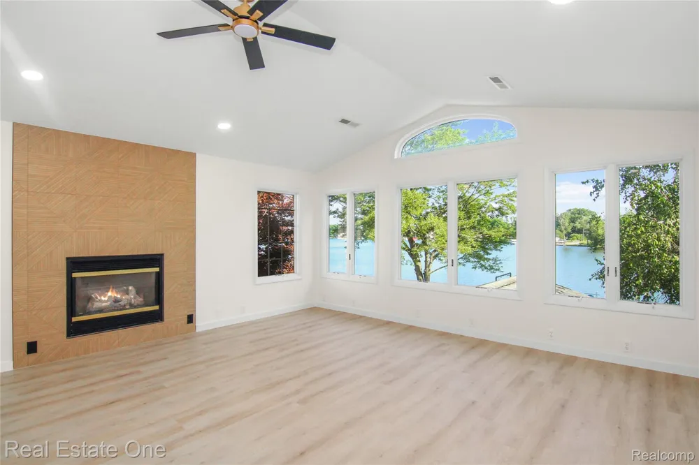 9047 Gale Road White Lake Charter Township, MI 48386