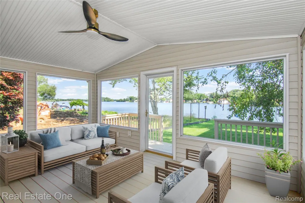 9047 Gale Road White Lake Charter Township, MI 48386