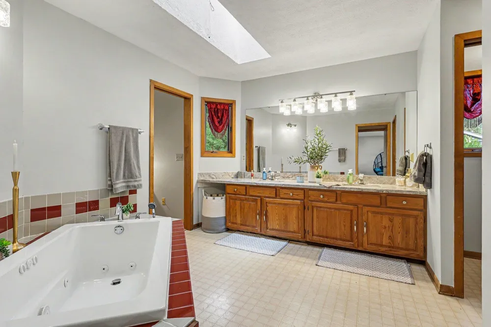 2511 Lott Avenue Delhi Charter Township, MI 48842