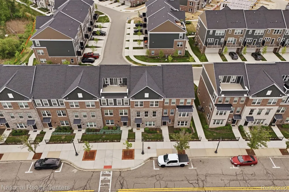 43034 Atwood Avenue Novi City, MI 48375