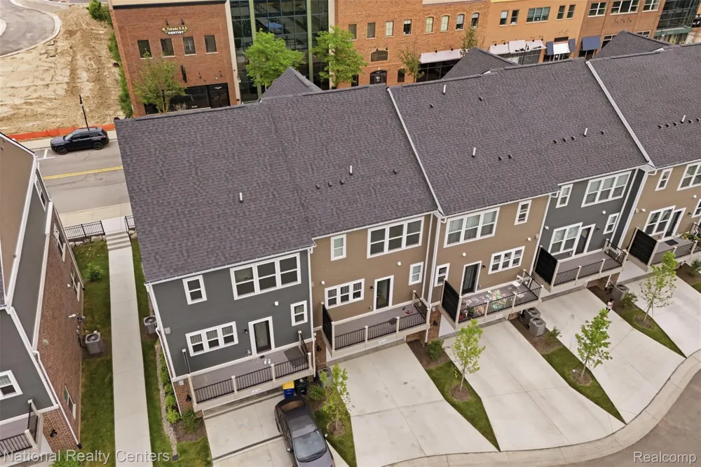 43034 Atwood Avenue Novi City, MI 48375