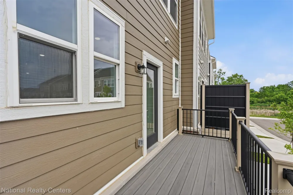 43034 Atwood Avenue Novi City, MI 48375