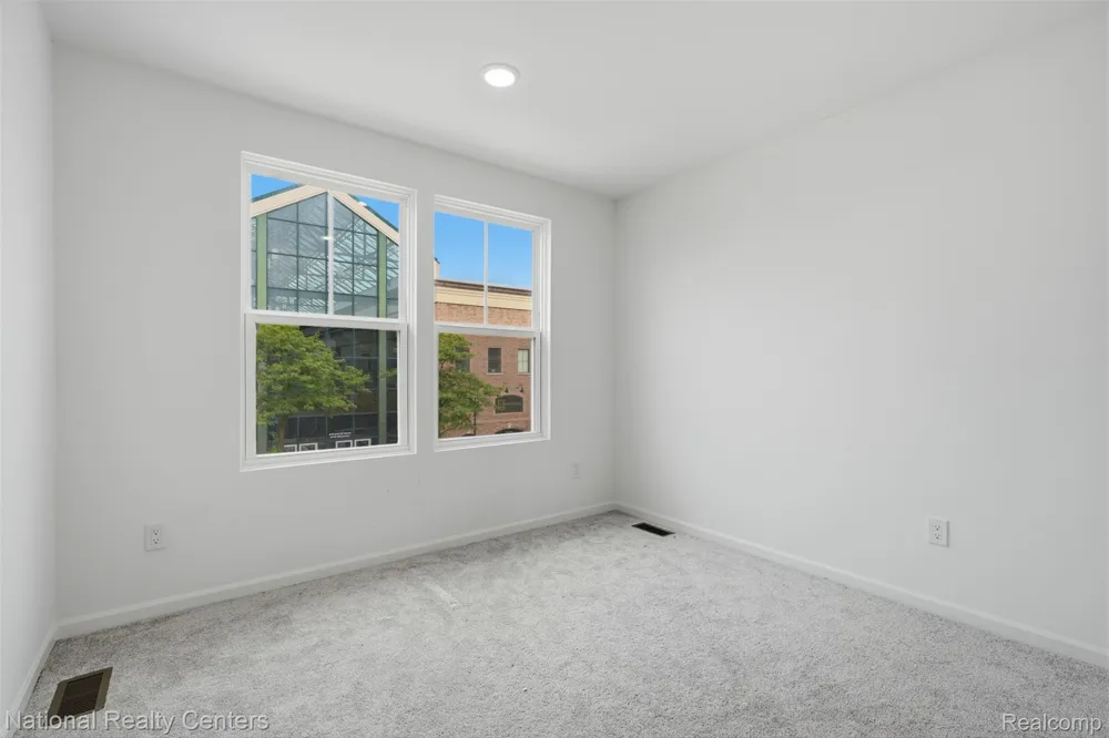 43034 Atwood Avenue Novi City, MI 48375