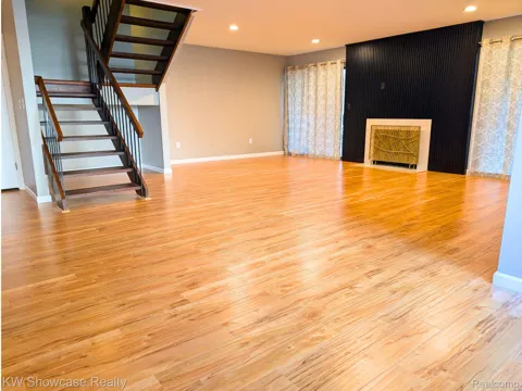6164 Palomino Court