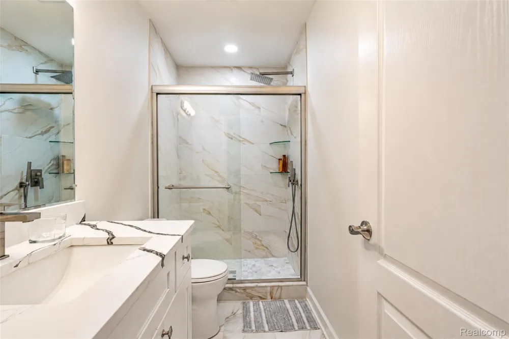 43479 Prospect Lane Novi City, MI 48375