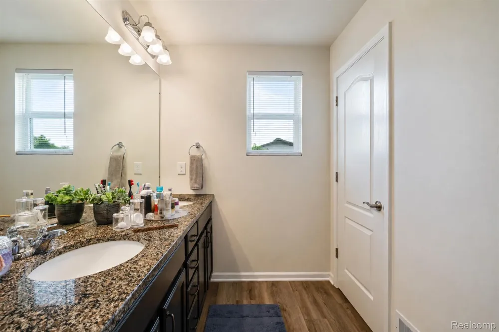 43479 Prospect Lane Novi City, MI 48375