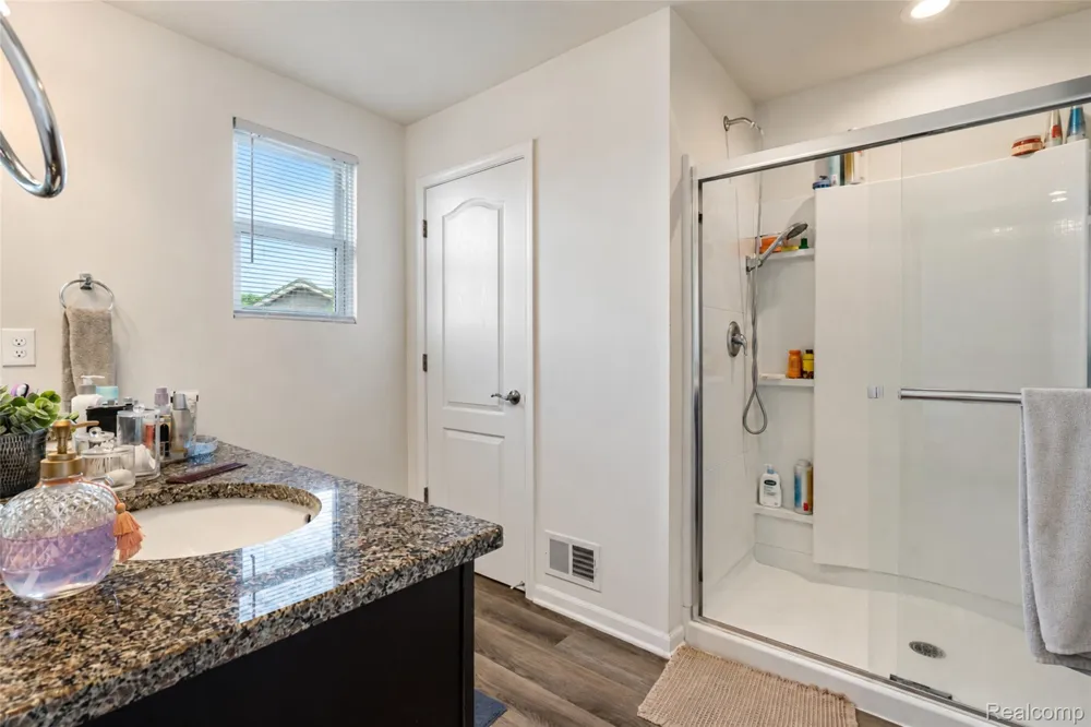 43479 Prospect Lane Novi City, MI 48375