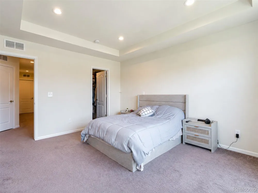 43479 Prospect Lane Novi City, MI 48375