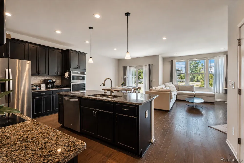 43479 Prospect Lane Novi City, MI 48375