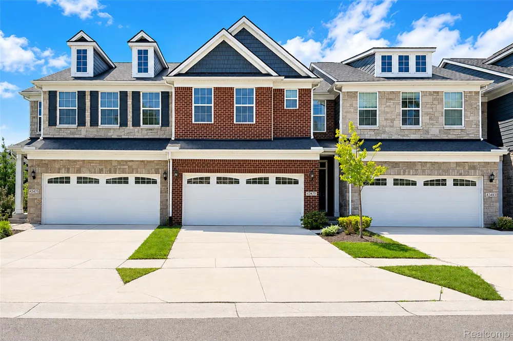 43479 Prospect Lane Novi City, MI 48375
