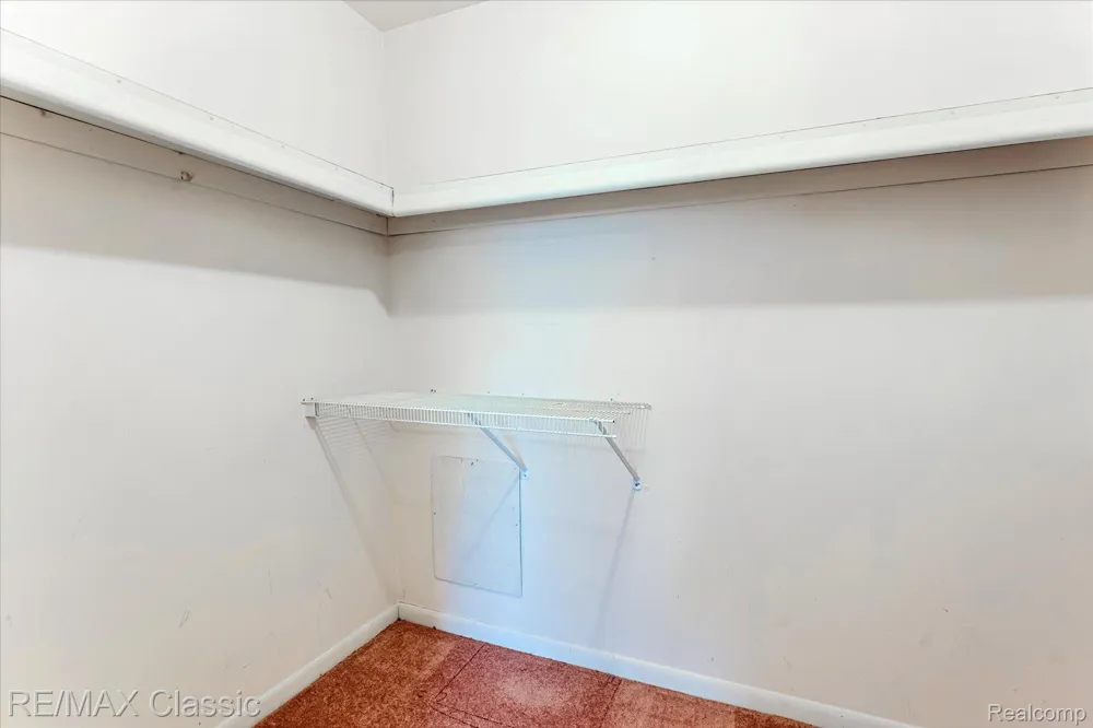 9039 Lake E Road #45 Springfield Charter Township, MI 48348