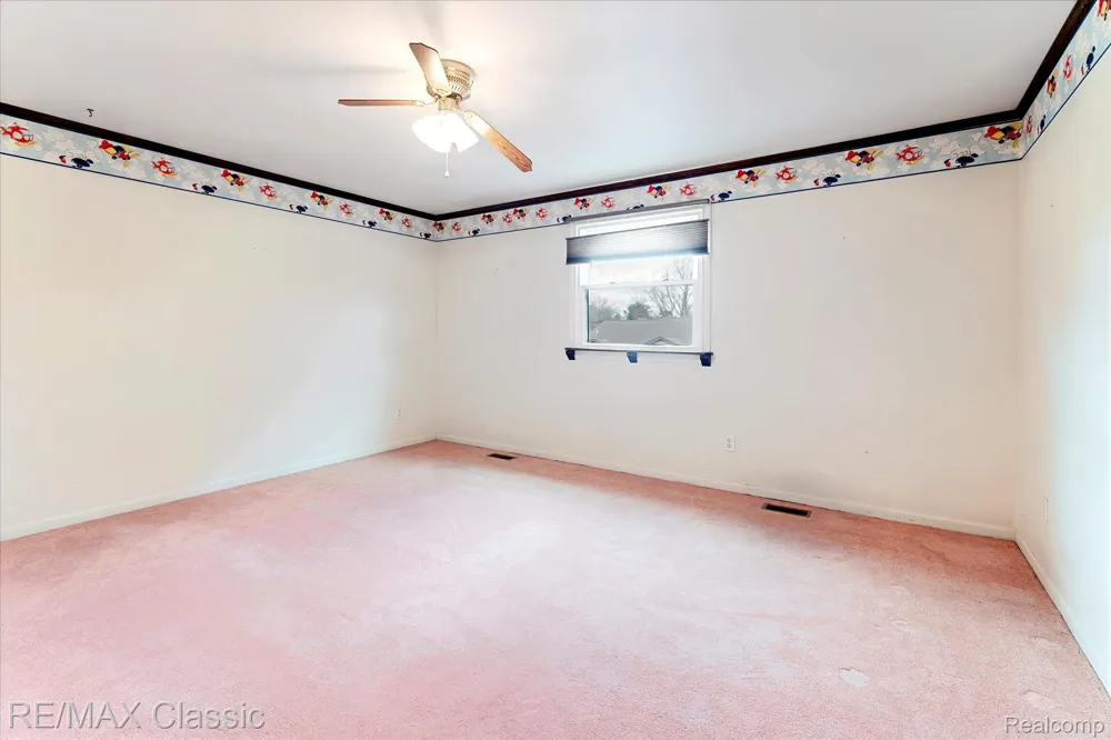 9039 Lake E Road #45 Springfield Charter Township, MI 48348