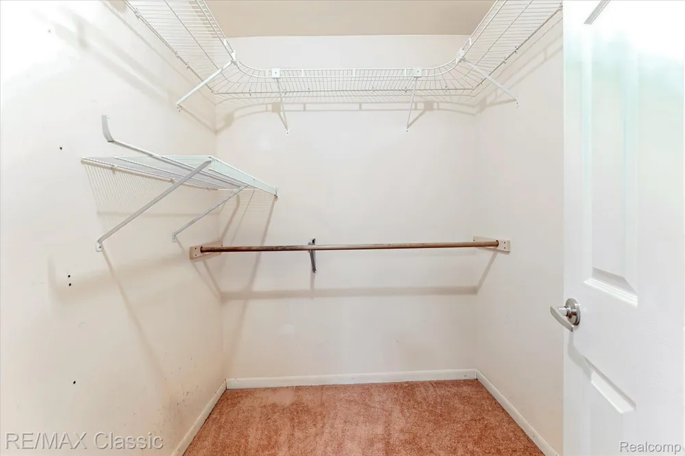 9039 Lake E Road #45 Springfield Charter Township, MI 48348