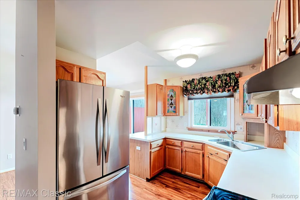 9039 Lake E Road #45 Springfield Charter Township, MI 48348