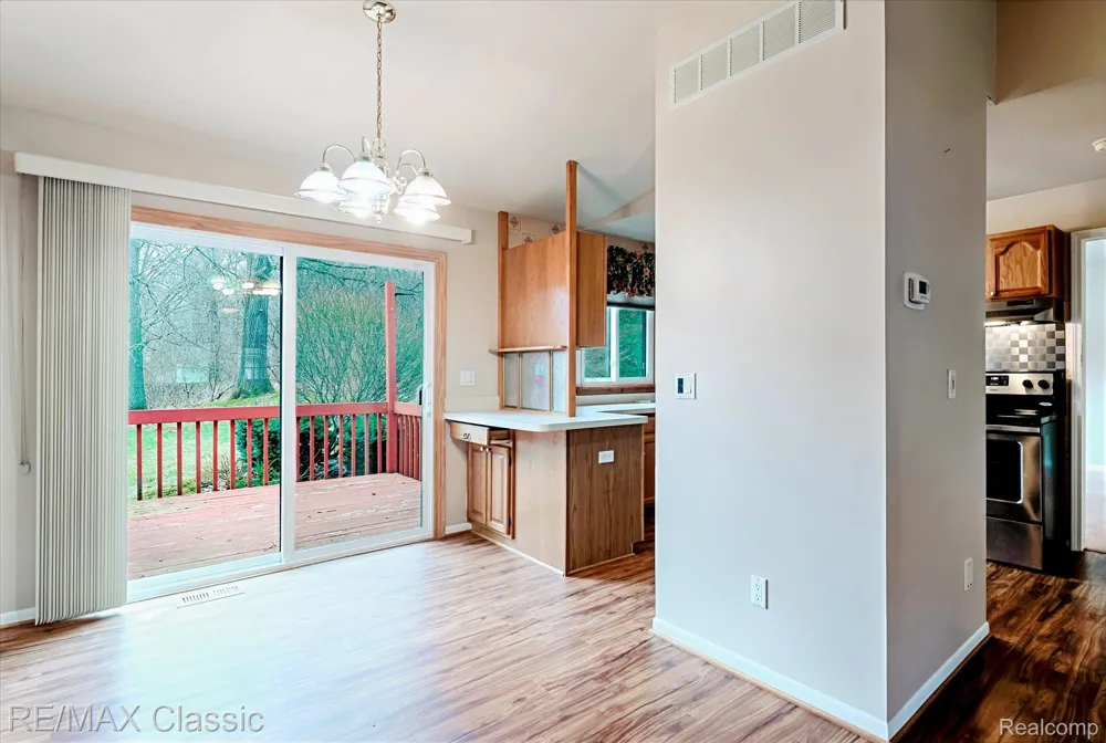 9039 Lake E Road #45 Springfield Charter Township, MI 48348