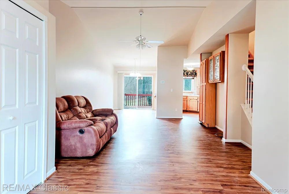 9039 Lake E Road #45 Springfield Charter Township, MI 48348