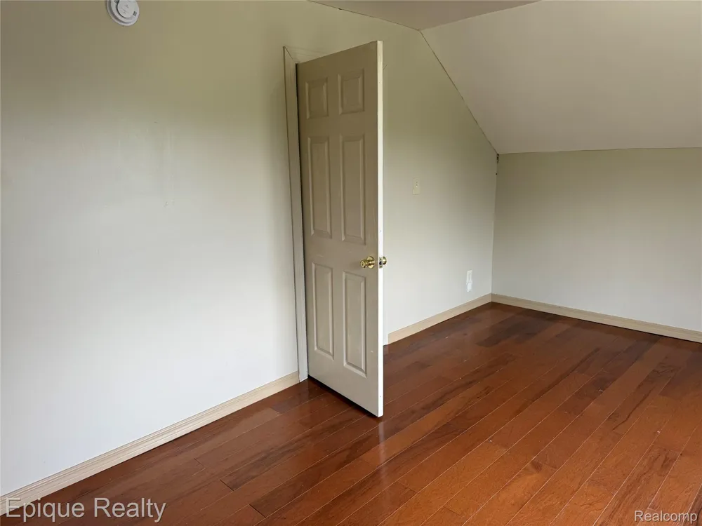 7371 Mill Street Owendale Village, MI 48754