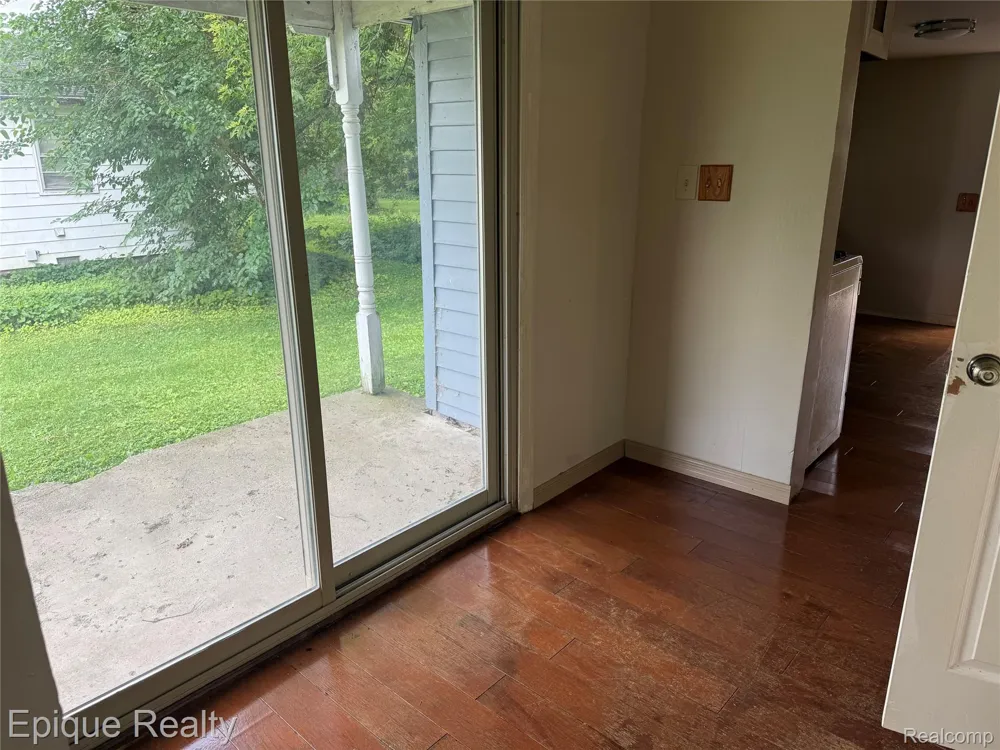 7371 Mill Street Owendale Village, MI 48754