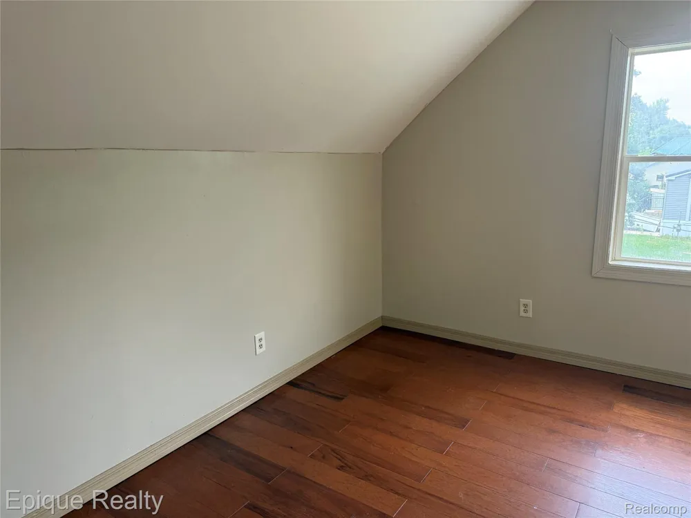 7371 Mill Street Owendale Village, MI 48754