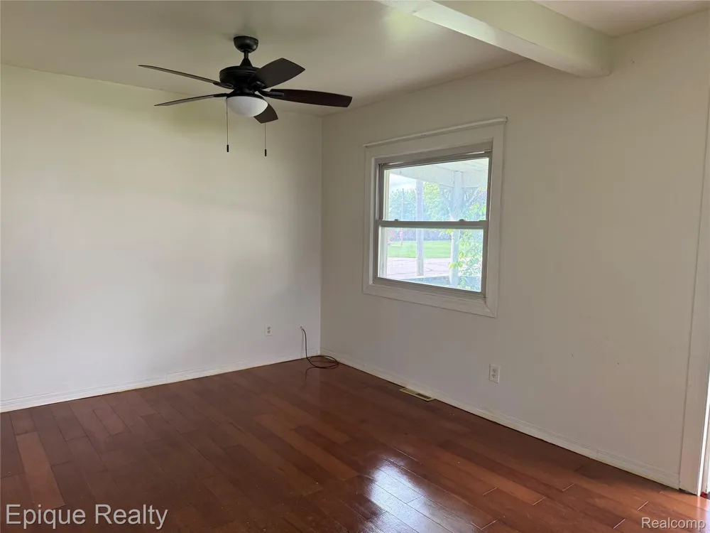 7371 Mill Street Owendale Village, MI 48754