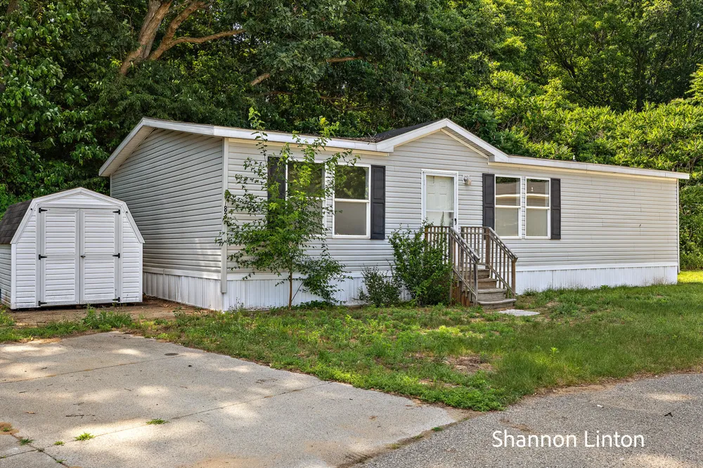 8783 Muirfield Drive Olive Township, MI 49460