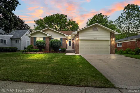 25134 Ann Arbor Trail