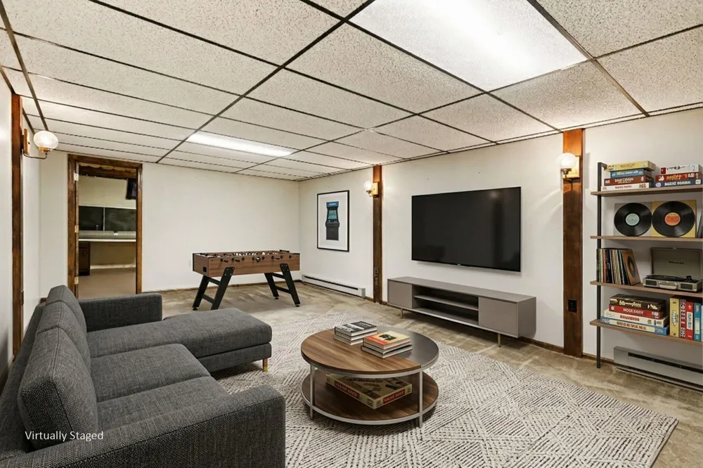 5537 Dennis Street Lincoln Charter Township, MI 49127