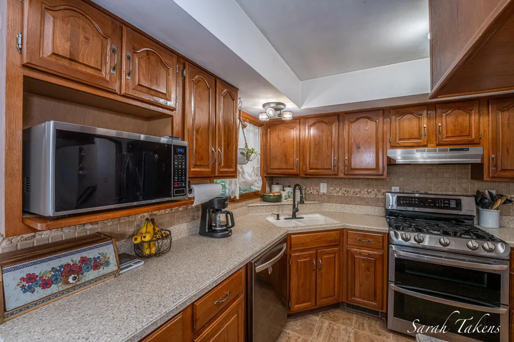 3860 E Pontaluna Road Fruitport Charter Township, MI 49415