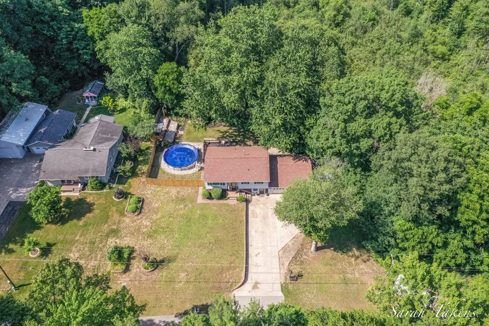 3860 E Pontaluna Road Fruitport Charter Township, MI 49415