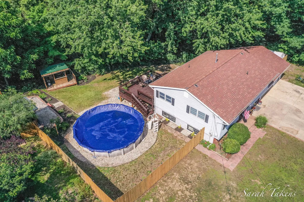 3860 E Pontaluna Road Fruitport Charter Township, MI 49415