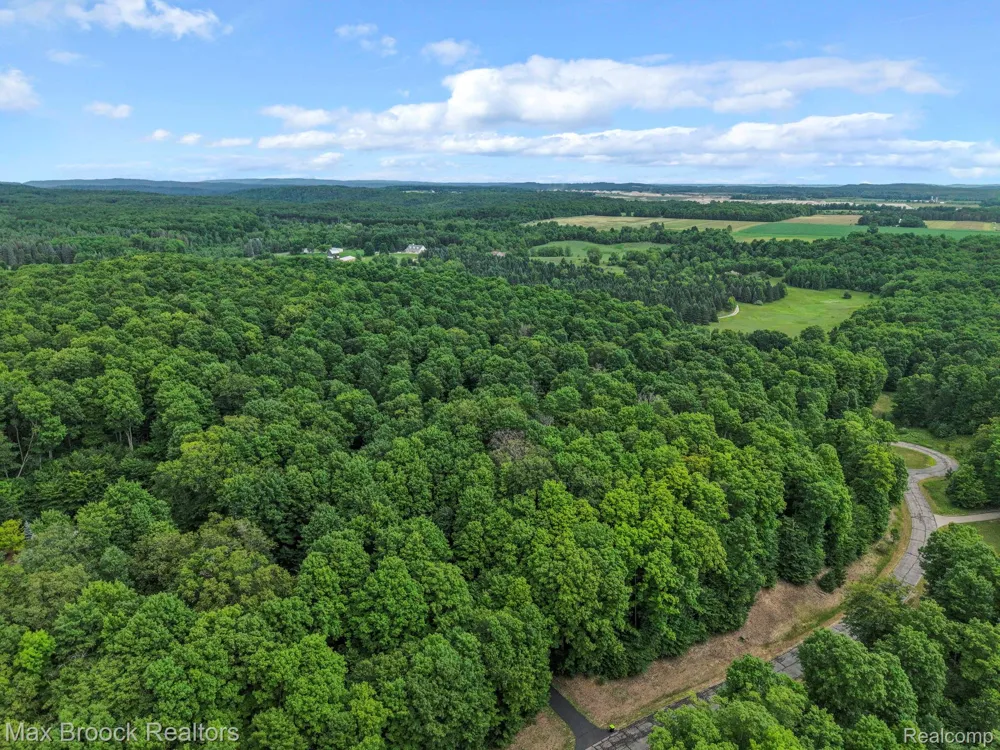 Mackinaw Ridge Kasson Township, MI 49630