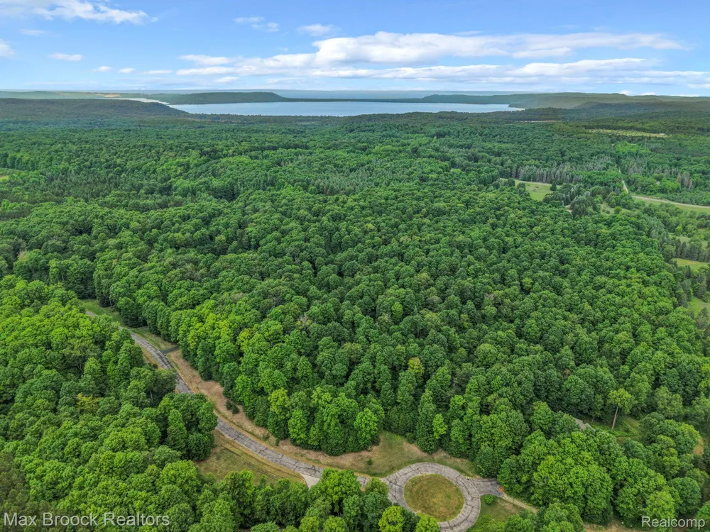 Mackinaw Ridge Kasson Township, MI 49630