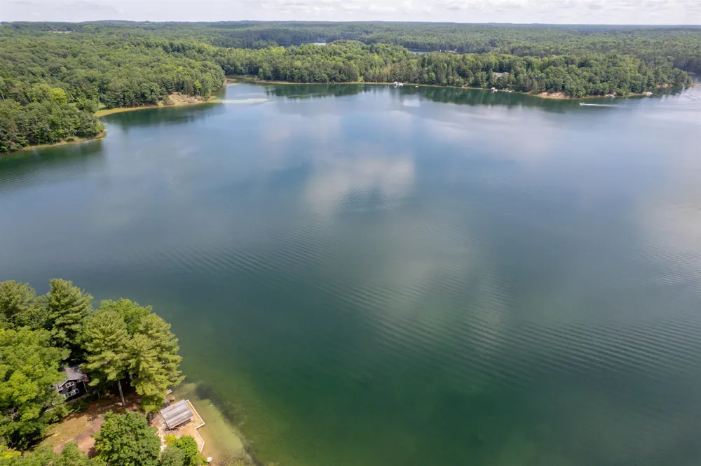 1877 Pinehurst Trail East Bay Township, MI 49696