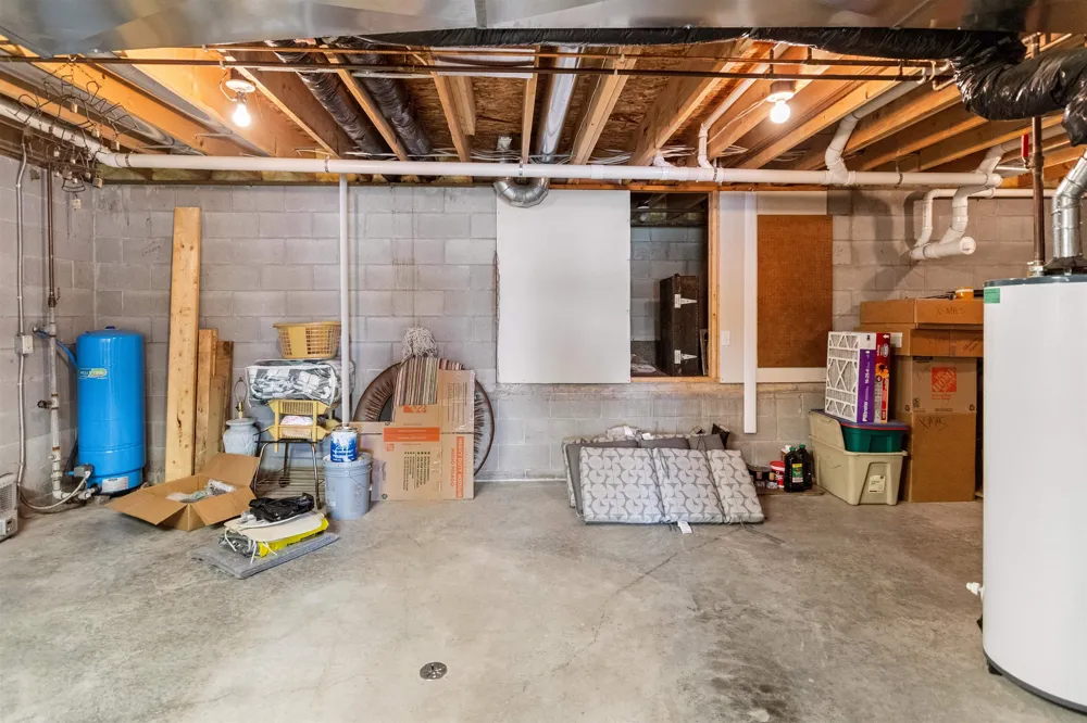 1877 Pinehurst Trail East Bay Township, MI 49696