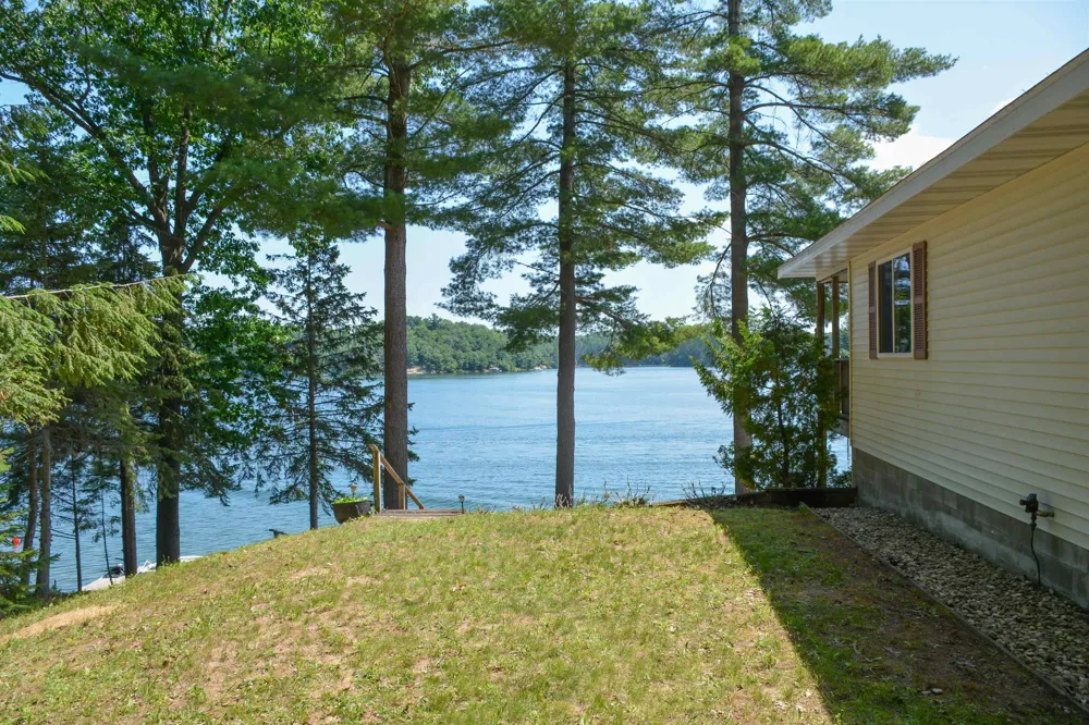 1877 Pinehurst Trail East Bay Township, MI 49696
