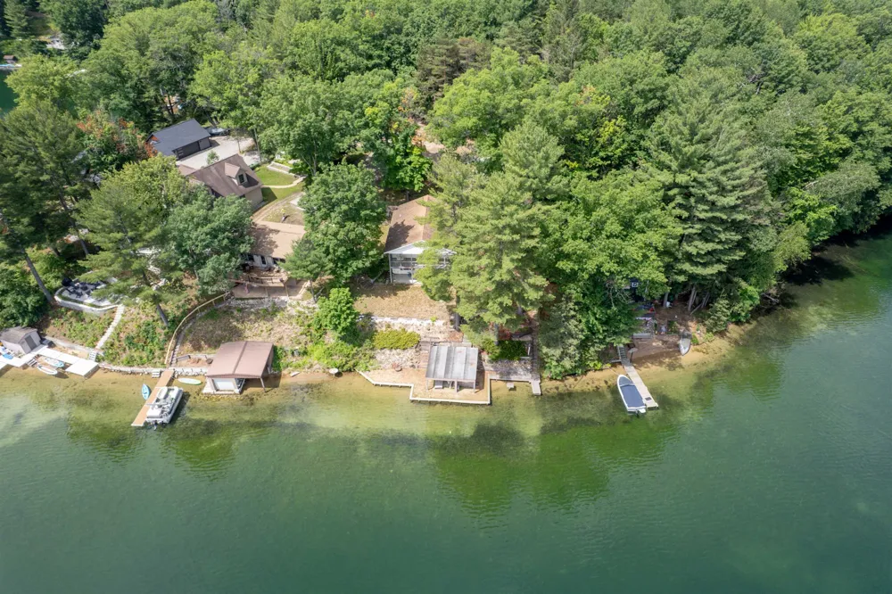 1877 Pinehurst Trail East Bay Township, MI 49696
