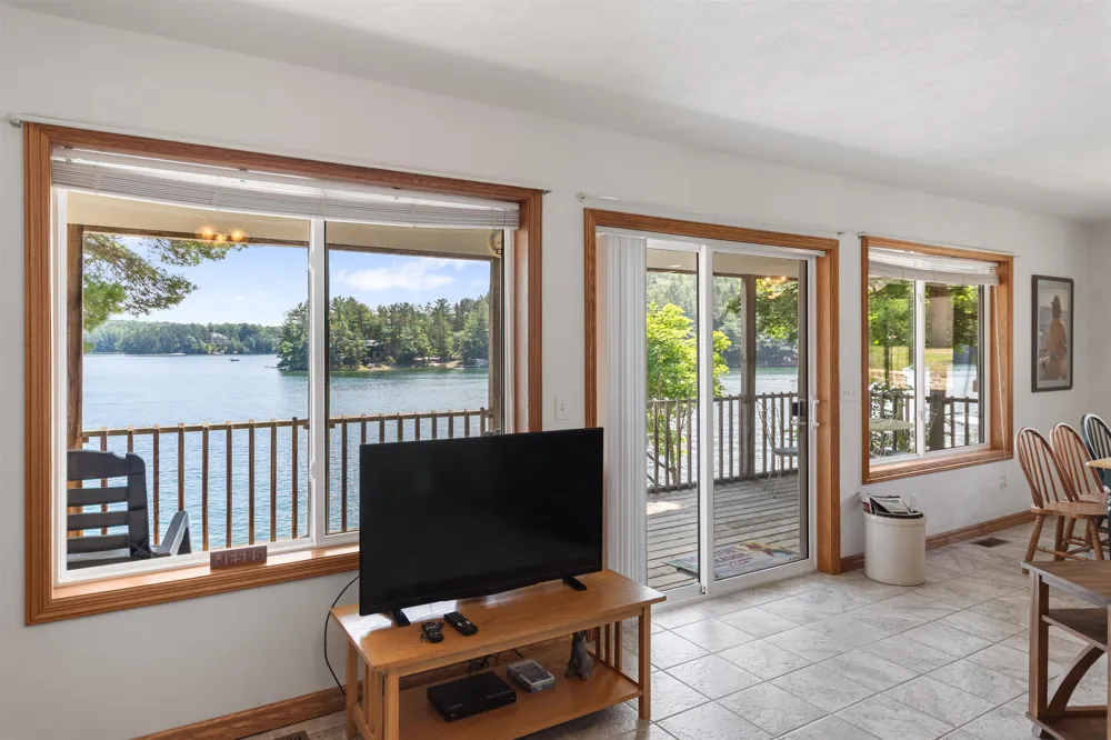 1877 Pinehurst Trail East Bay Township, MI 49696