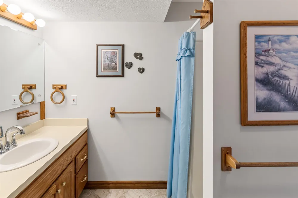 1877 Pinehurst Trail East Bay Township, MI 49696