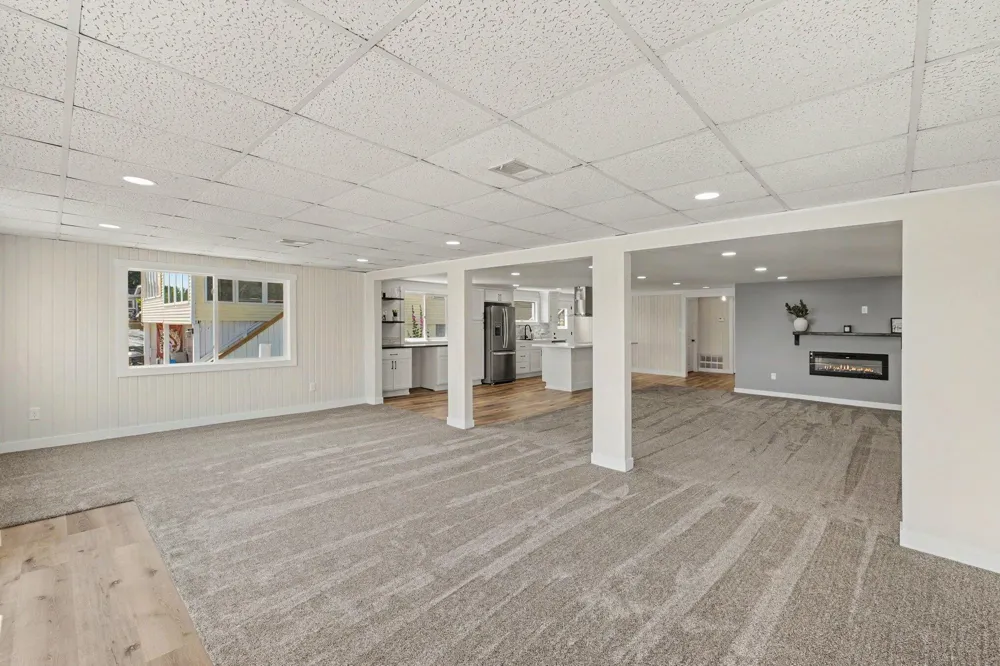 6600 Shoreline Court Boston Township, MI 48881