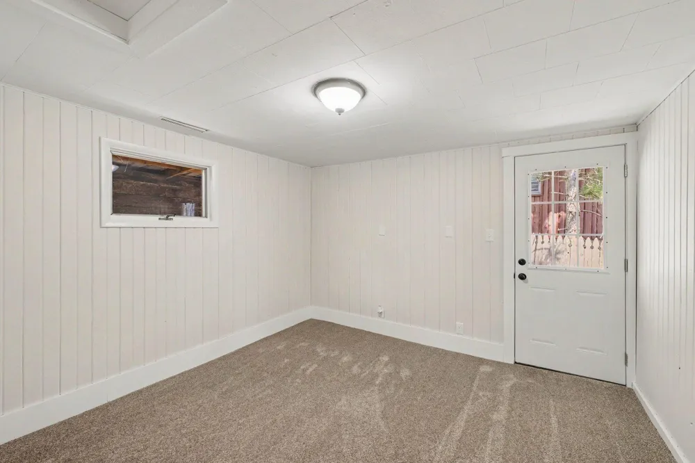 6600 Shoreline Court Boston Township, MI 48881