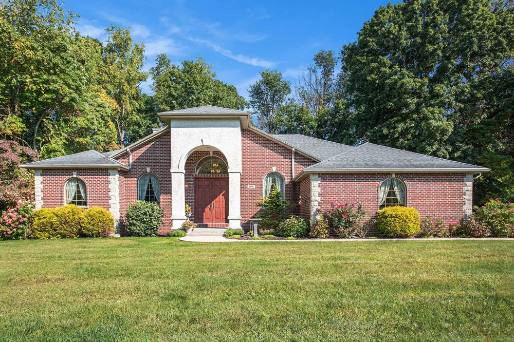 106 Buckingham Lane Pennfield Charter Township, MI 49017