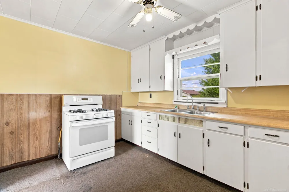 5582 Peck Street Elk Township, MI 48466