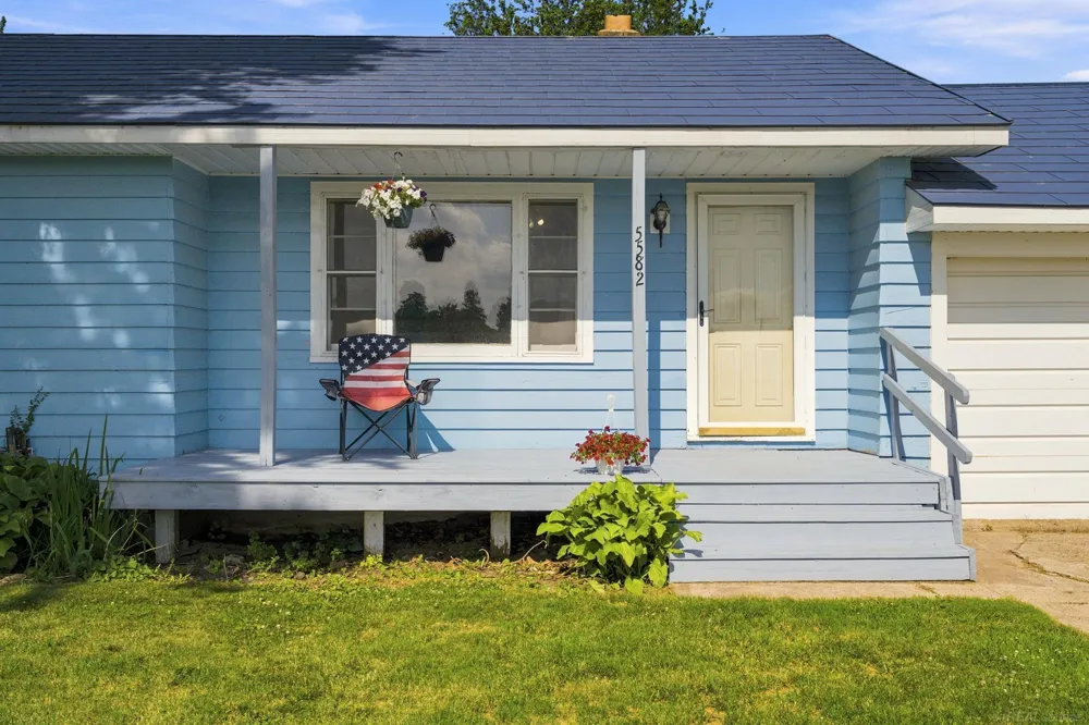 5582 Peck Street Elk Township, MI 48466