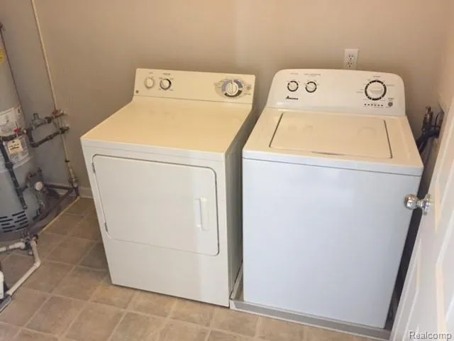 1059 ALAMEDA BOULEVARD Troy City, MI 48085
